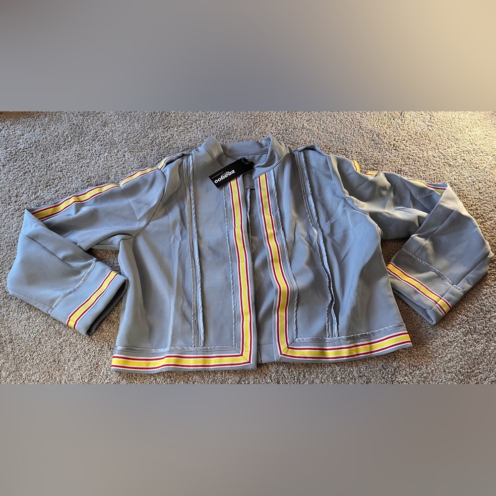 NWT Zeagoo Gray Jacket with bold Stripes Trim Athleisure Streetwear. Size XXL